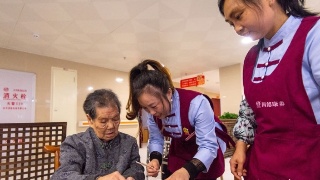 ‘星空app官网’宫颈癌的4个病因分析 宫颈癌要补充胡萝卜素(图1) 星空app官网